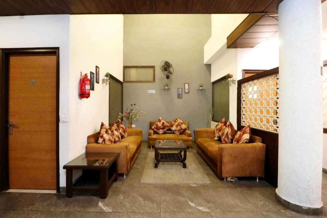 Hotel Seven- Center Of City Chandīgarh Eksteriør bilde