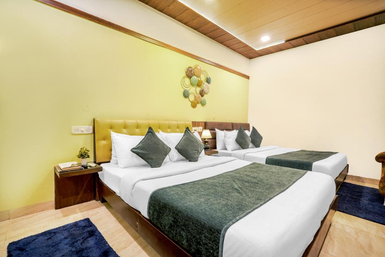 Hotel Seven- Center Of City Chandīgarh Eksteriør bilde