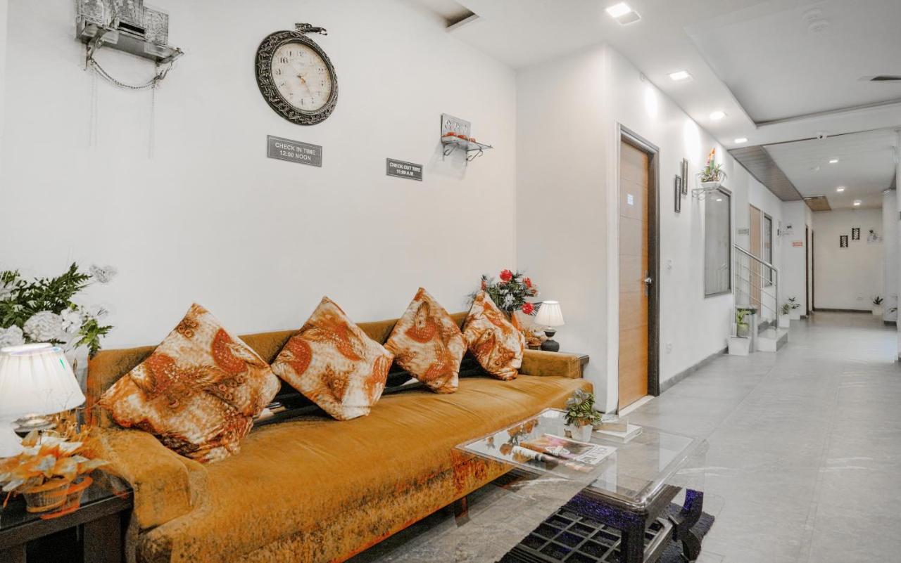 Hotel Seven- Center Of City Chandīgarh Eksteriør bilde