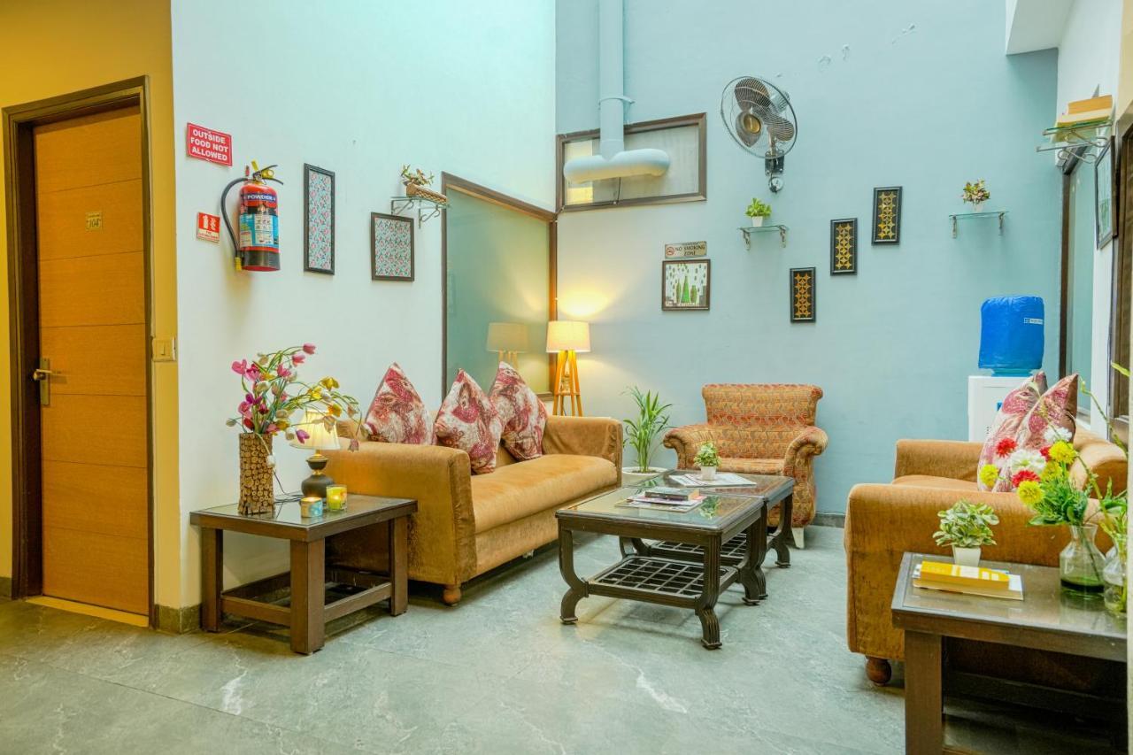 Hotel Seven- Center Of City Chandīgarh Eksteriør bilde